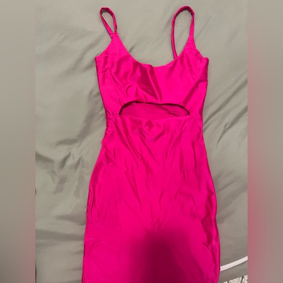 Pink neon dress - Picture 2 of 2
